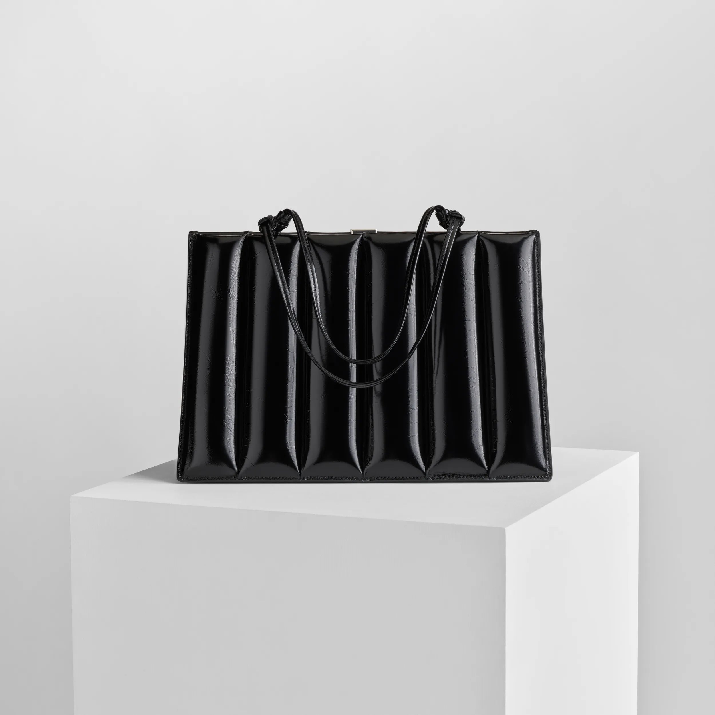 PHOEBE PHILO | DRIVE BAG | BLACK LEATHER