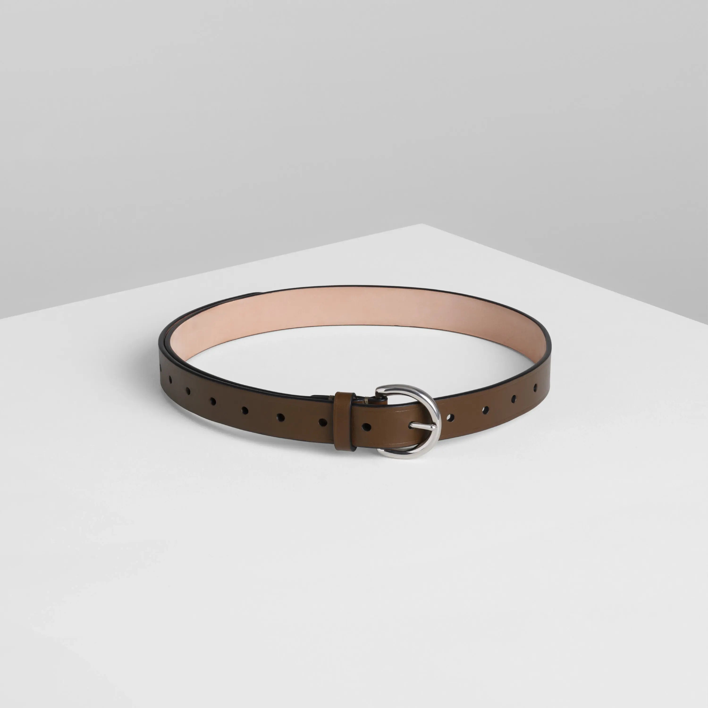 【PHOEBE PHILO】新作 ROUND BUCKLE BELT 25MM leather PHOEBE PHILO | ROUND BUCKLE BELT 25MM | LAUREL LEATHER