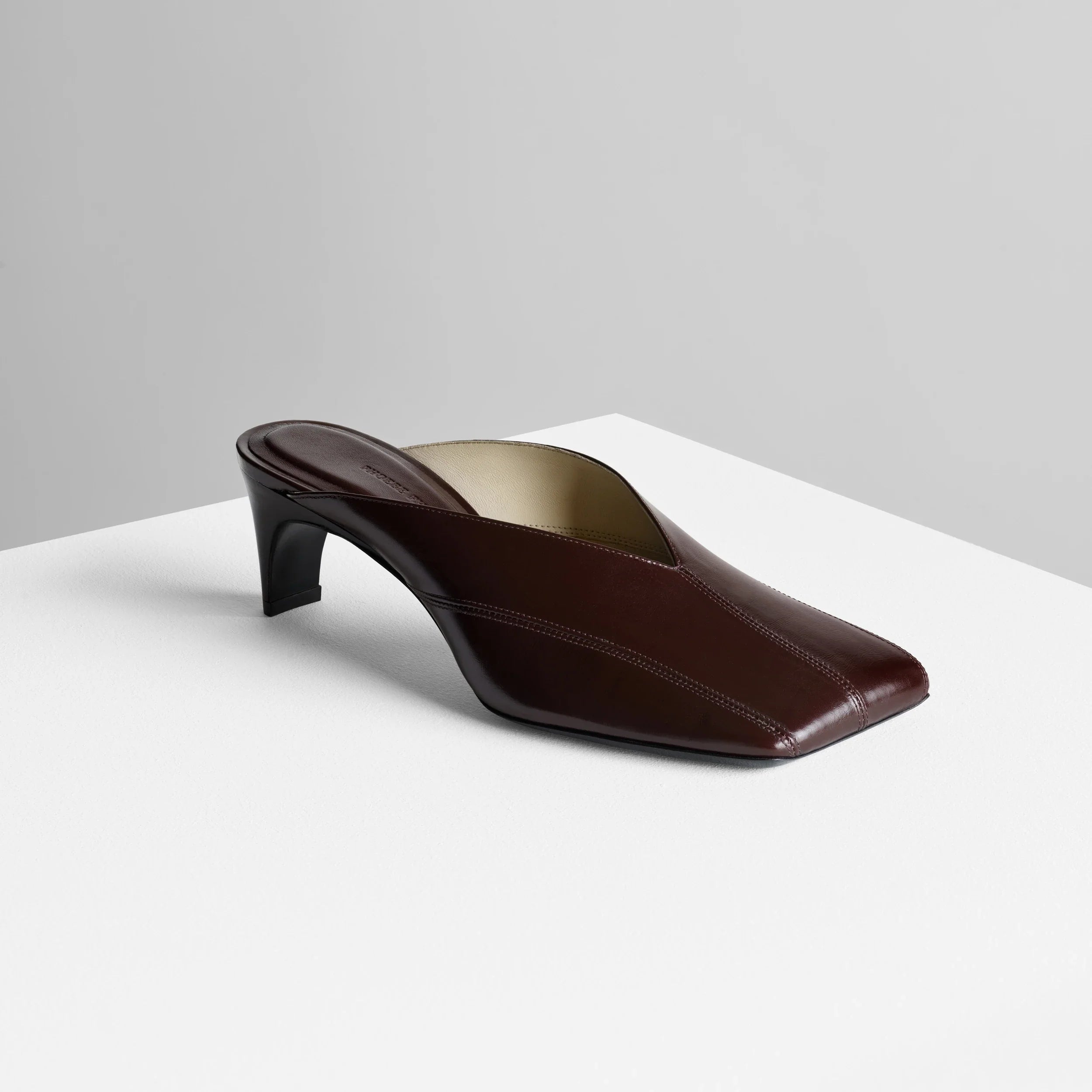 靴 amerivintage OVAL MOTIF VOLUME MULE 靴 amerivintage OVAL MOTIF VOLUME MULE L 靴 amerivintage OVAL