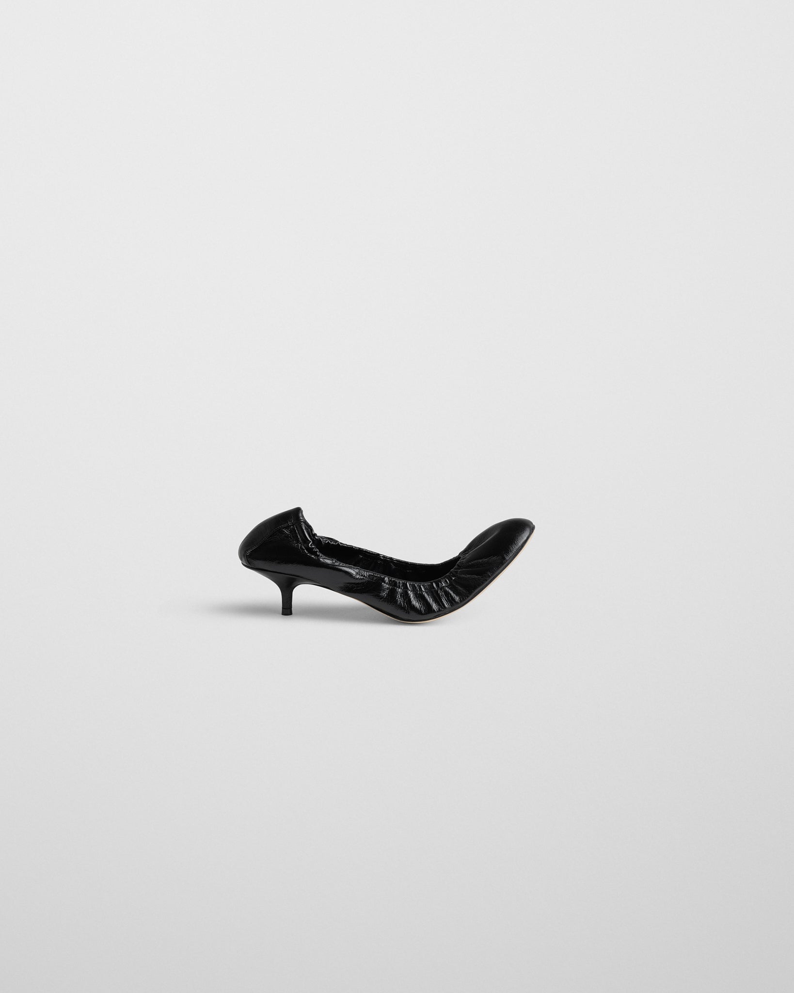 PHOEBE PHILO US | LOW PUCKER PUMP 45 | black leather