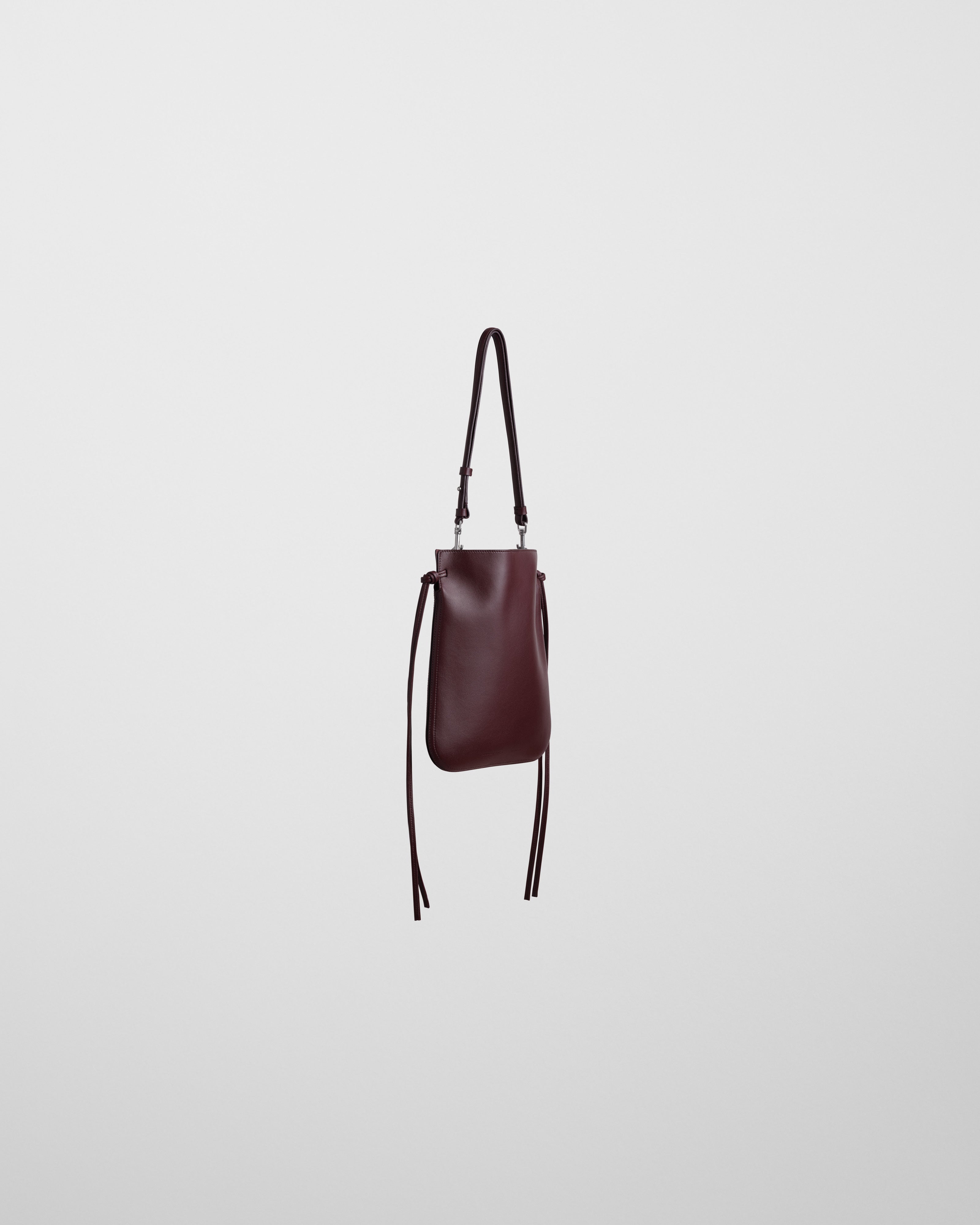PHOEBE PHILO US | GIG POUCH | oxblood leather