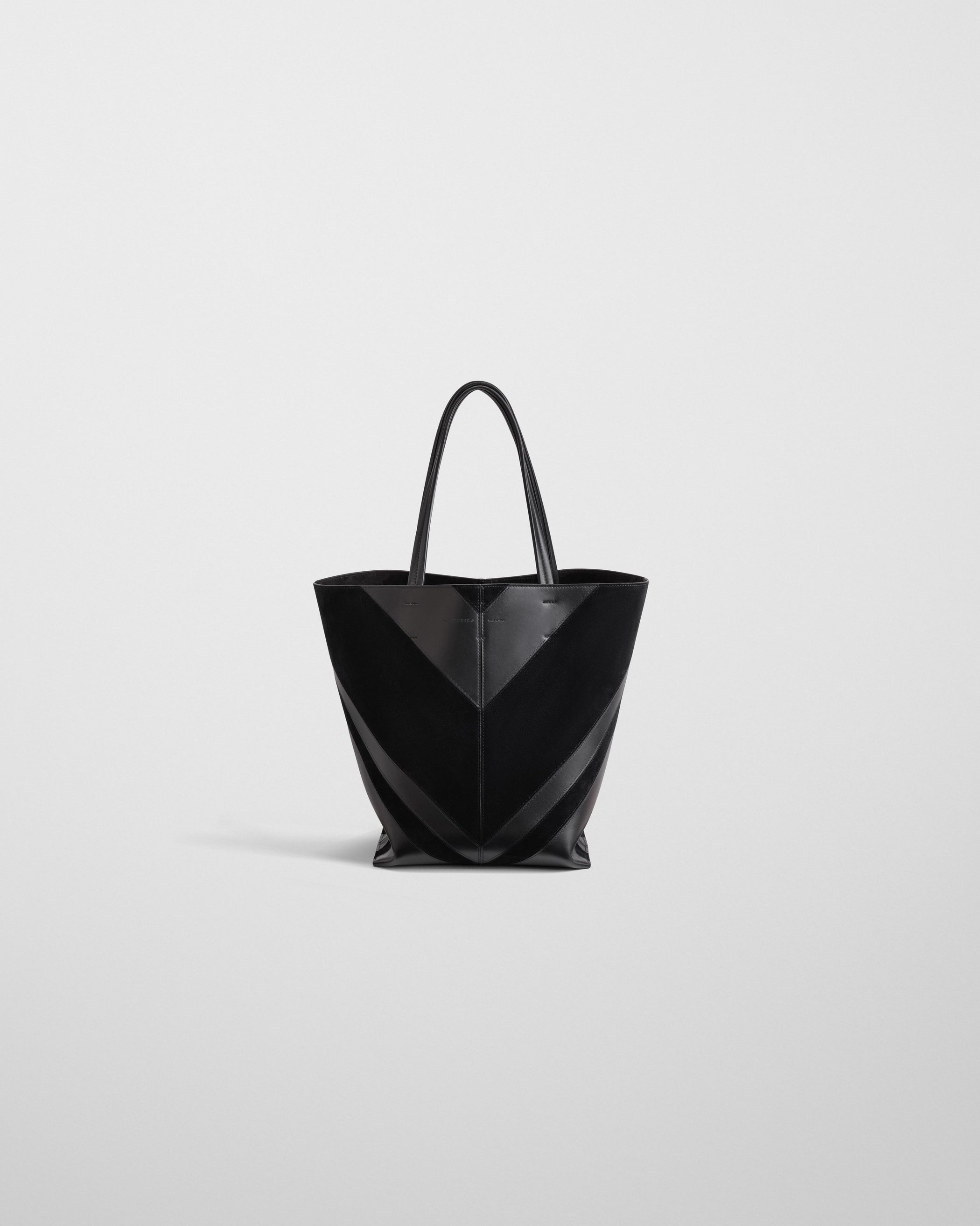 Front view of POT CABAS BAG in black suede leather