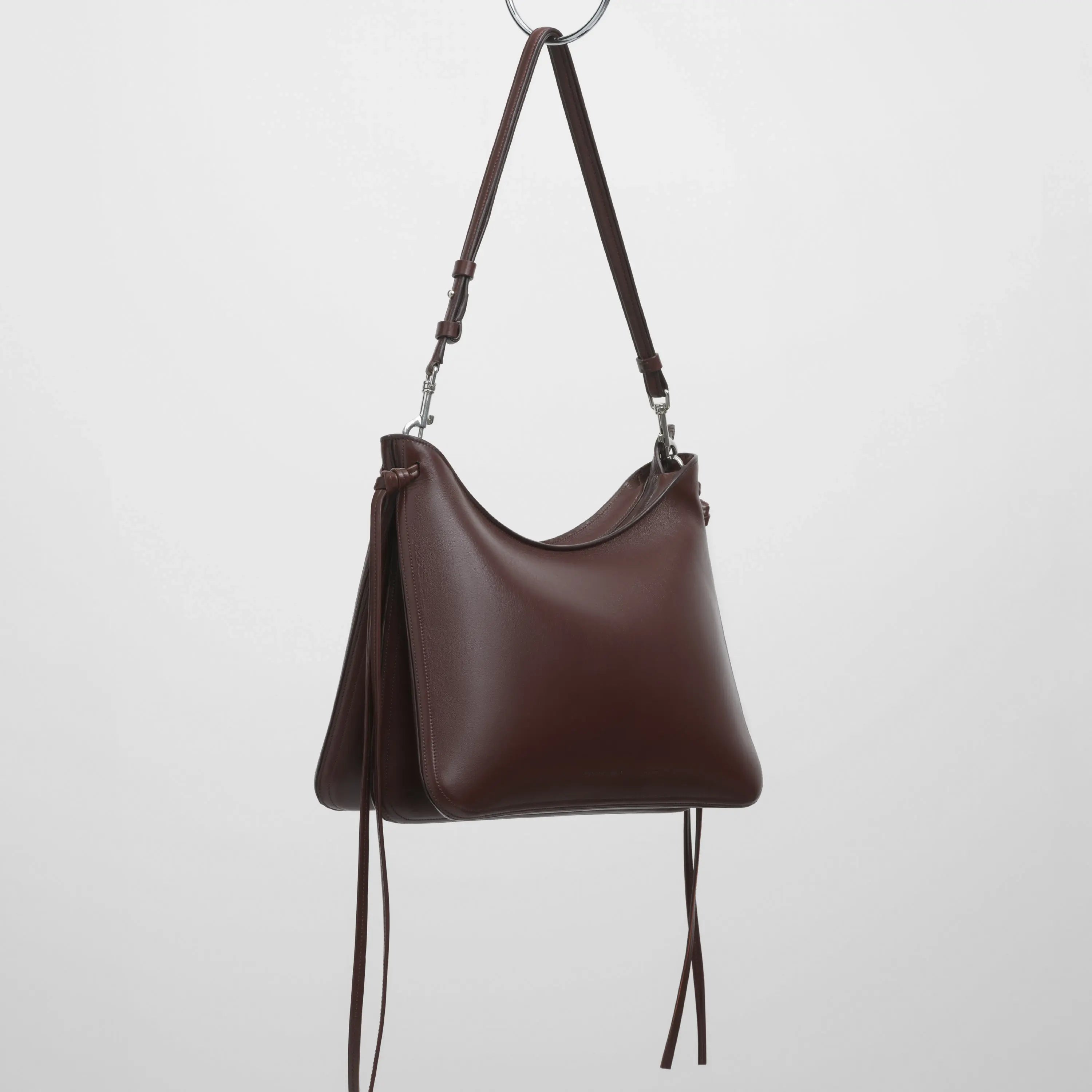 【お出かけに!】PHOEBE PHILO GIG BAG レザー ショルダーバッグ PHOEBE PHILO | GIG BAG | COGNAC LEATHER