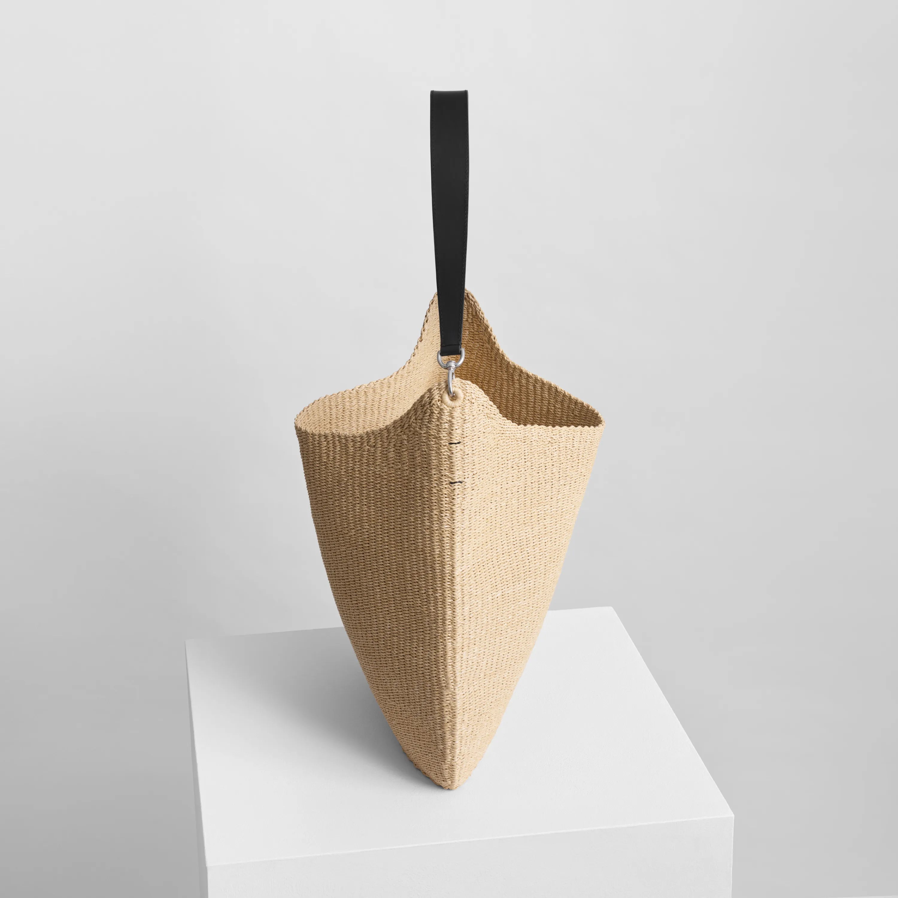 【PHOEBE PHILO】Slope Sling 編みバッグ ジップポーチ付 PHOEBE PHILO | SLOPE SLING | NATURAL WOVEN VISCOSE
