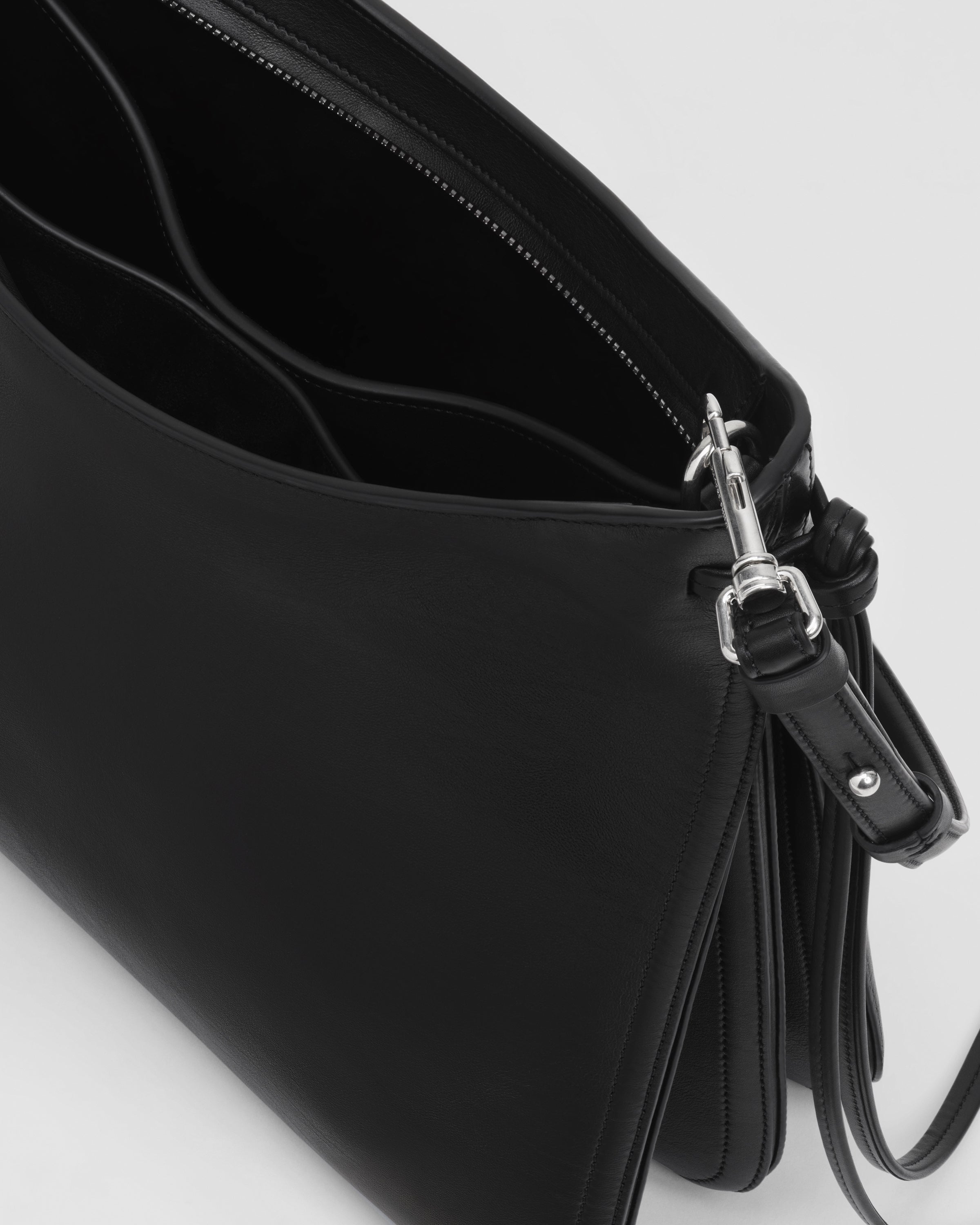 新品　PHOEBE PHILO フィービー　GIG BAG ブラック ギグバッグ PHOEBE PHILO | GIG BAG | BLACK LEATHER