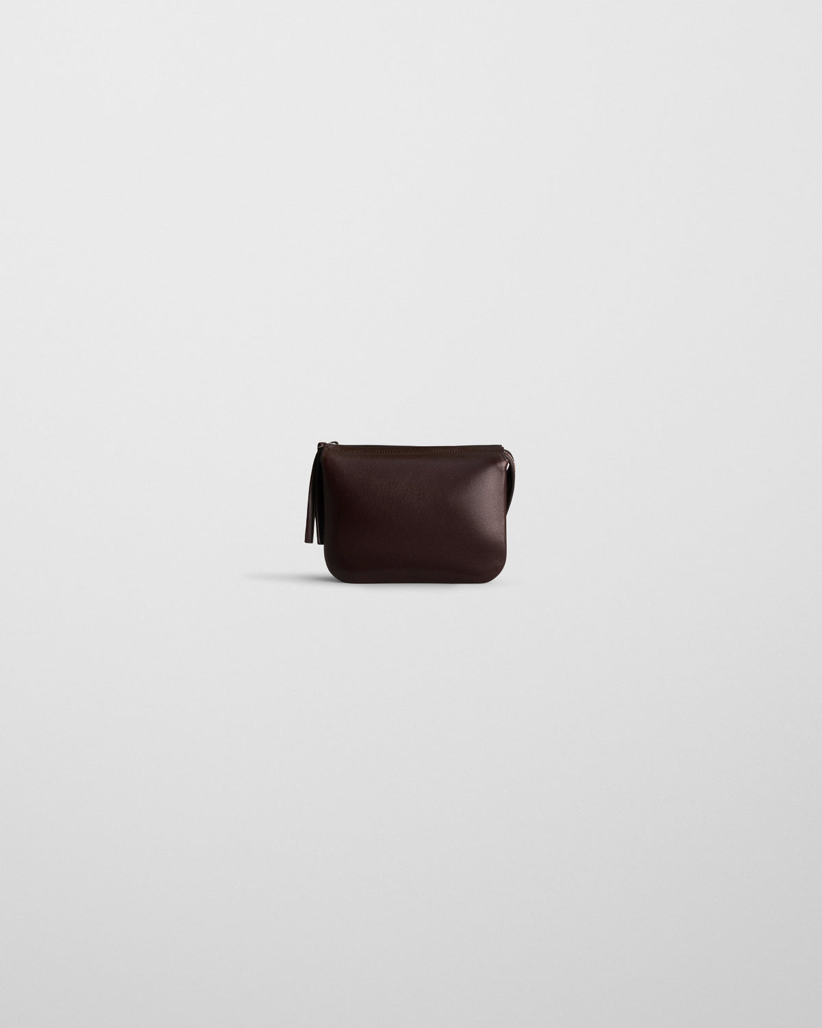 Front view of SMALL POCKET GIG in chocolate brown leather