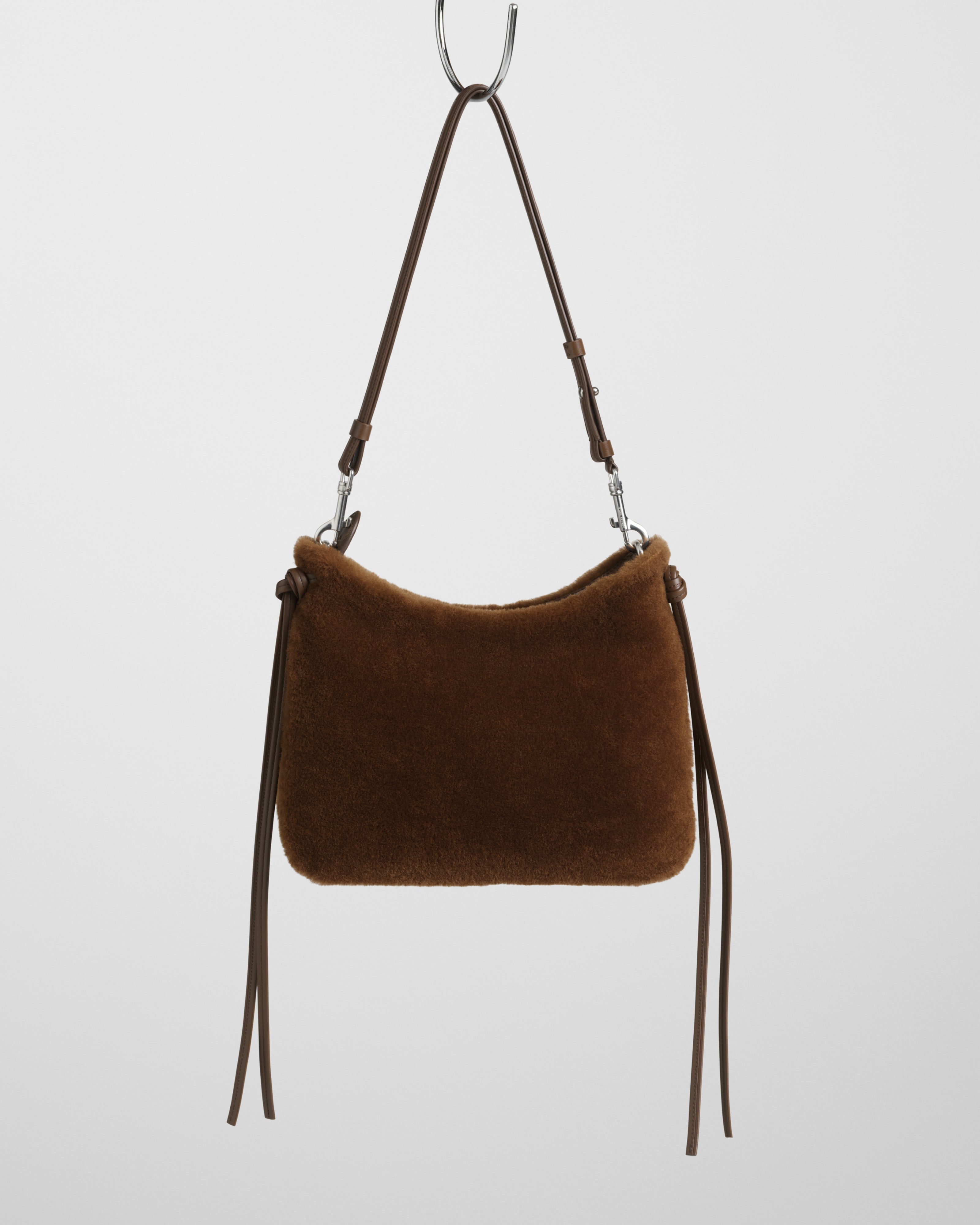 PHOEBE PHILO ブラック レザー ビジネスバッグ ショルダーバッグ PHOEBE PHILO(フィービーファイロ)のレディース バッグ・カバン