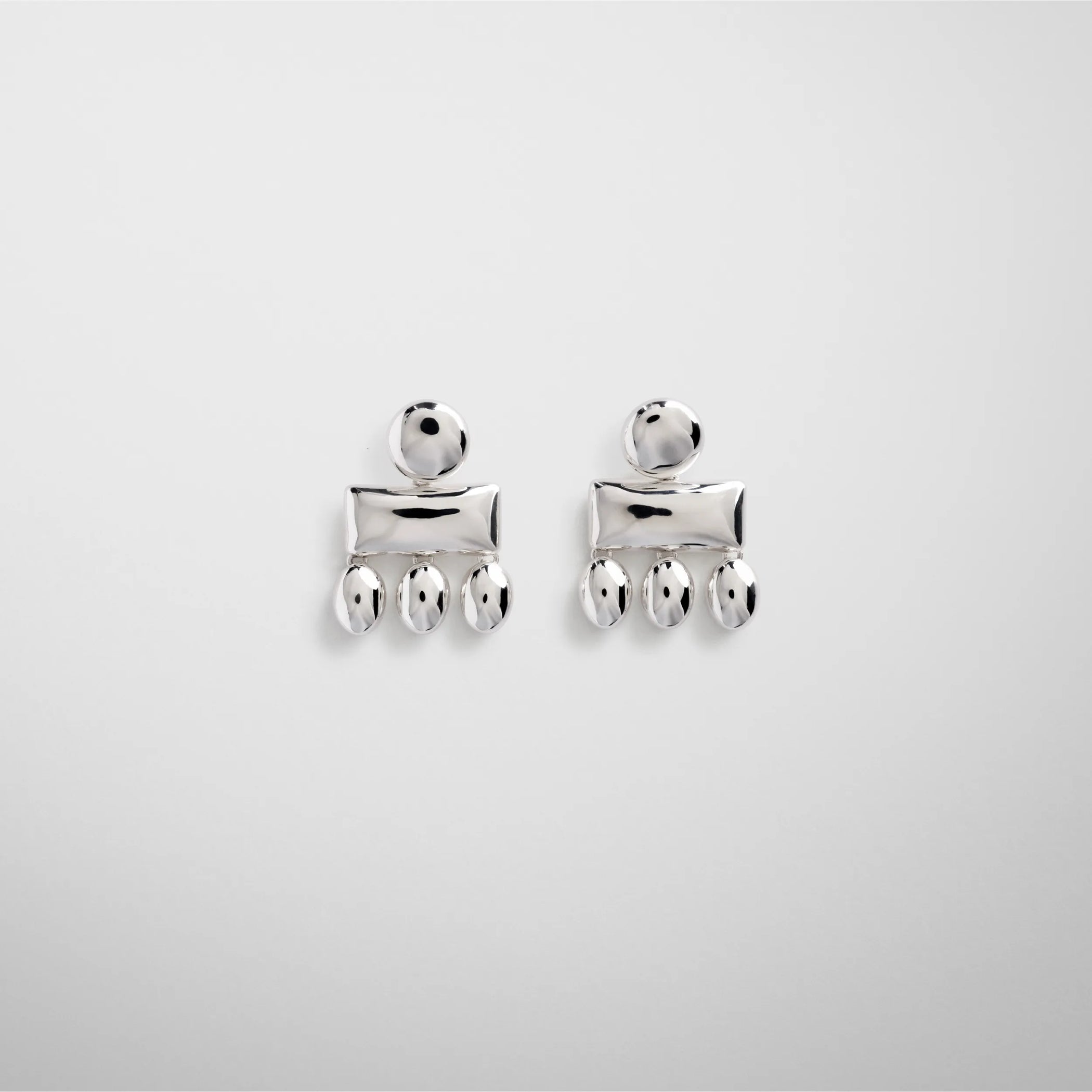 【存在感溢れる!】PHOEBE PHILO メダリオンディッシュ ピアス PHOEBE PHILO | JEWELLERY