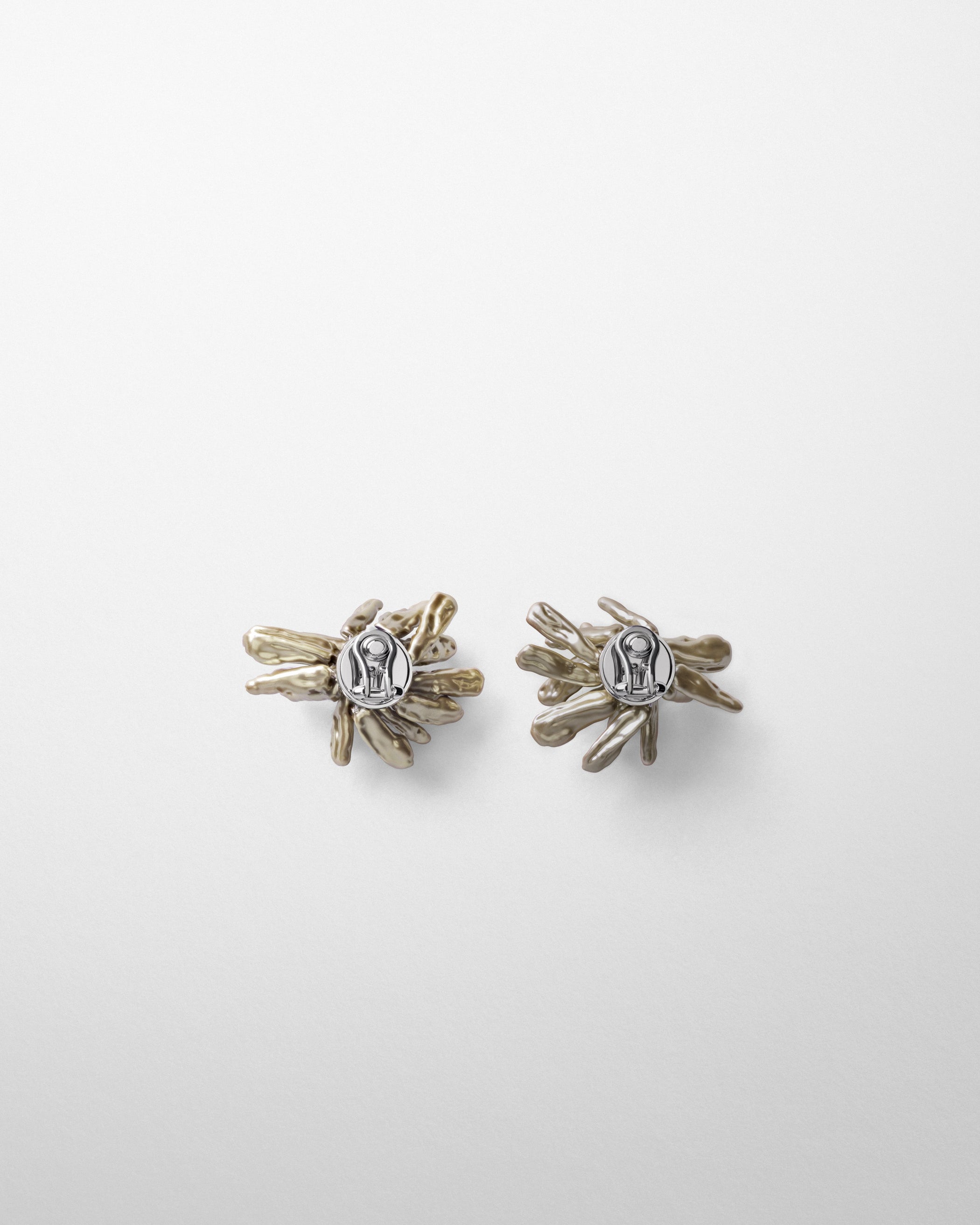 Flat back view of CLUSTER EARRINGS in mink/ash resin