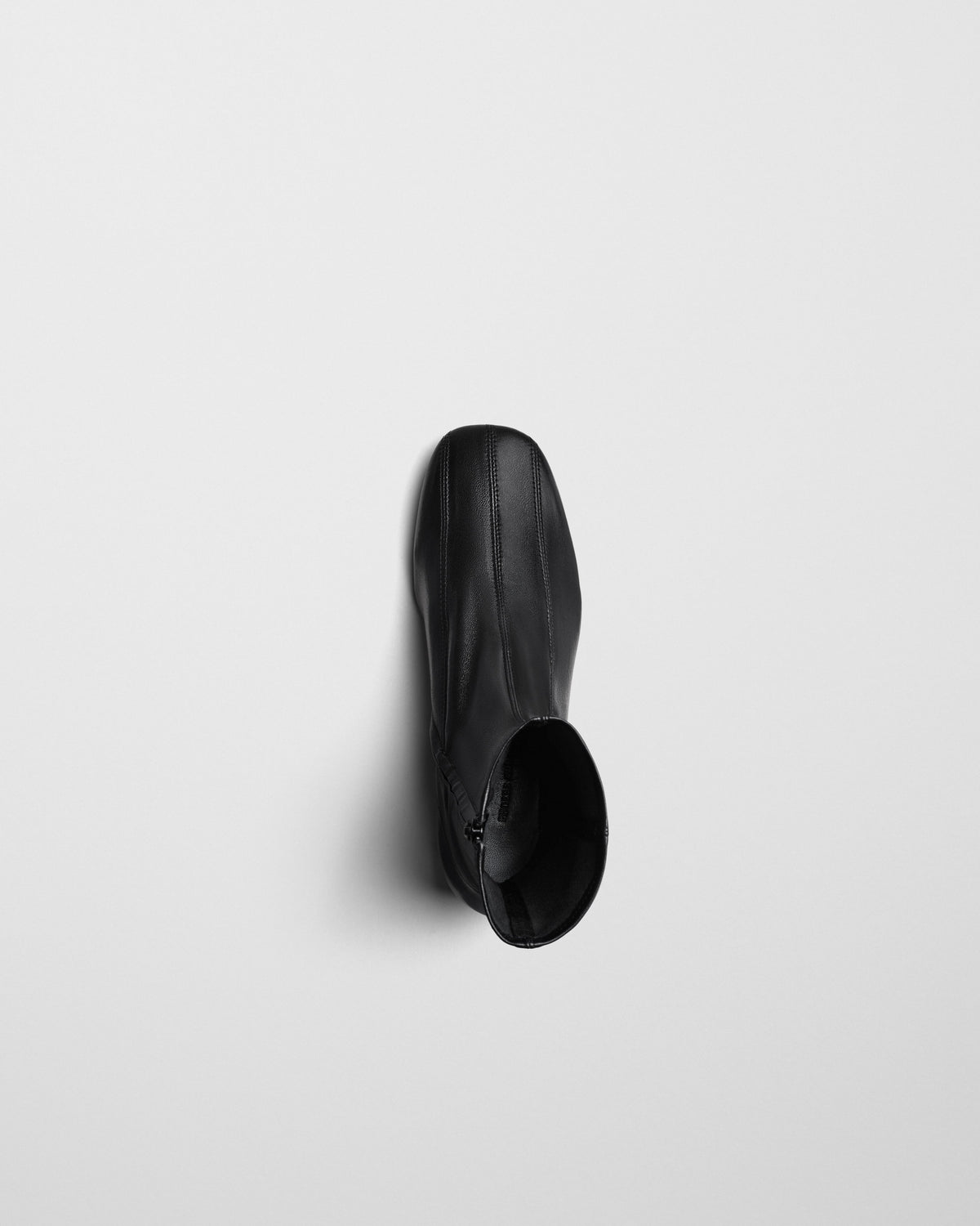 Top view of CLUB BOOT 30 in black stretch nappa leather