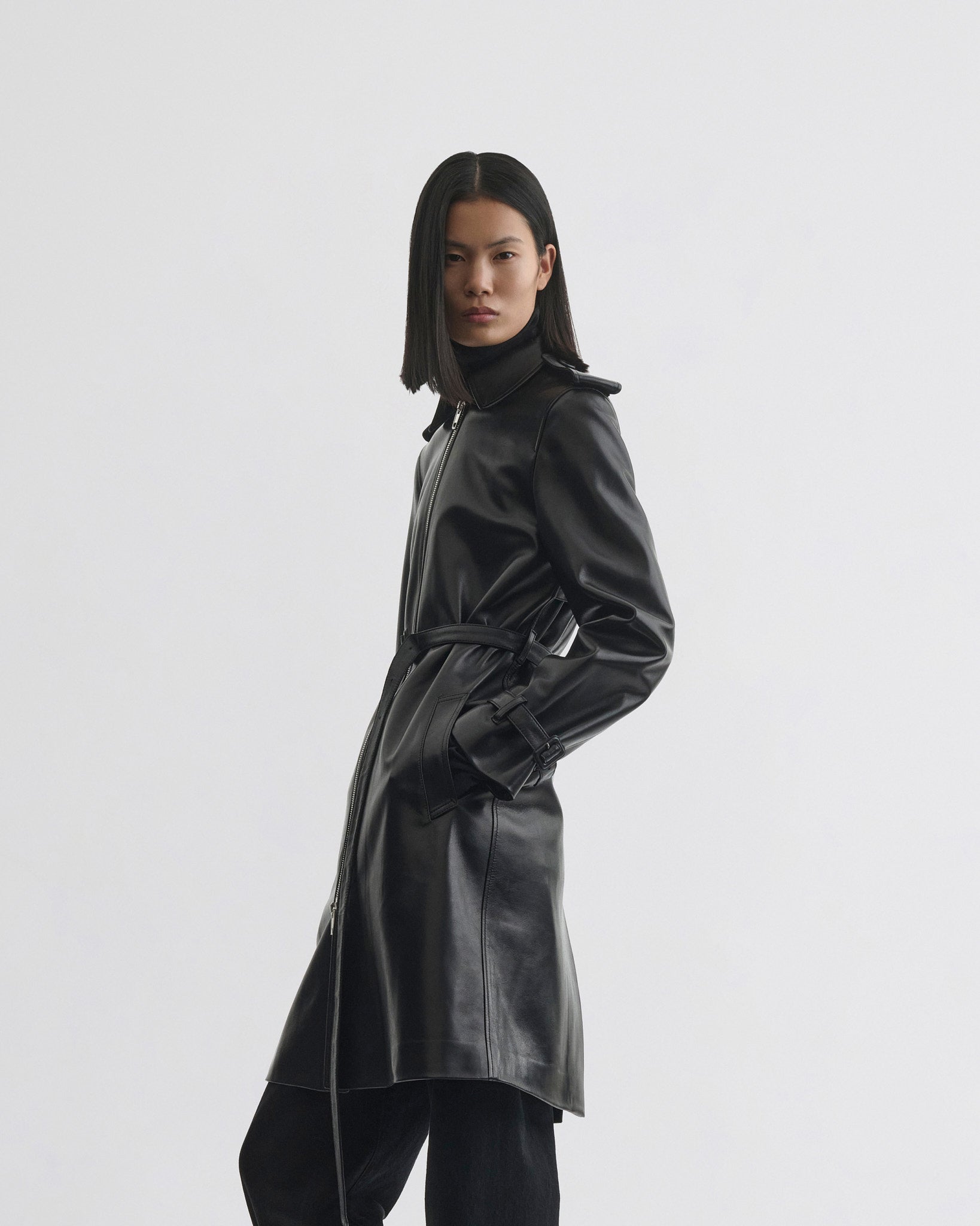 PHOEBE PHILO | SHORT TRENCH | BLACK LEATHER