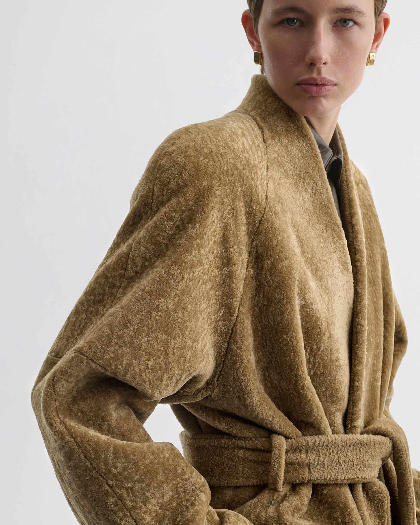 PHOEBE PHILO US | SHAVED ROBE COAT | tobacco shearling