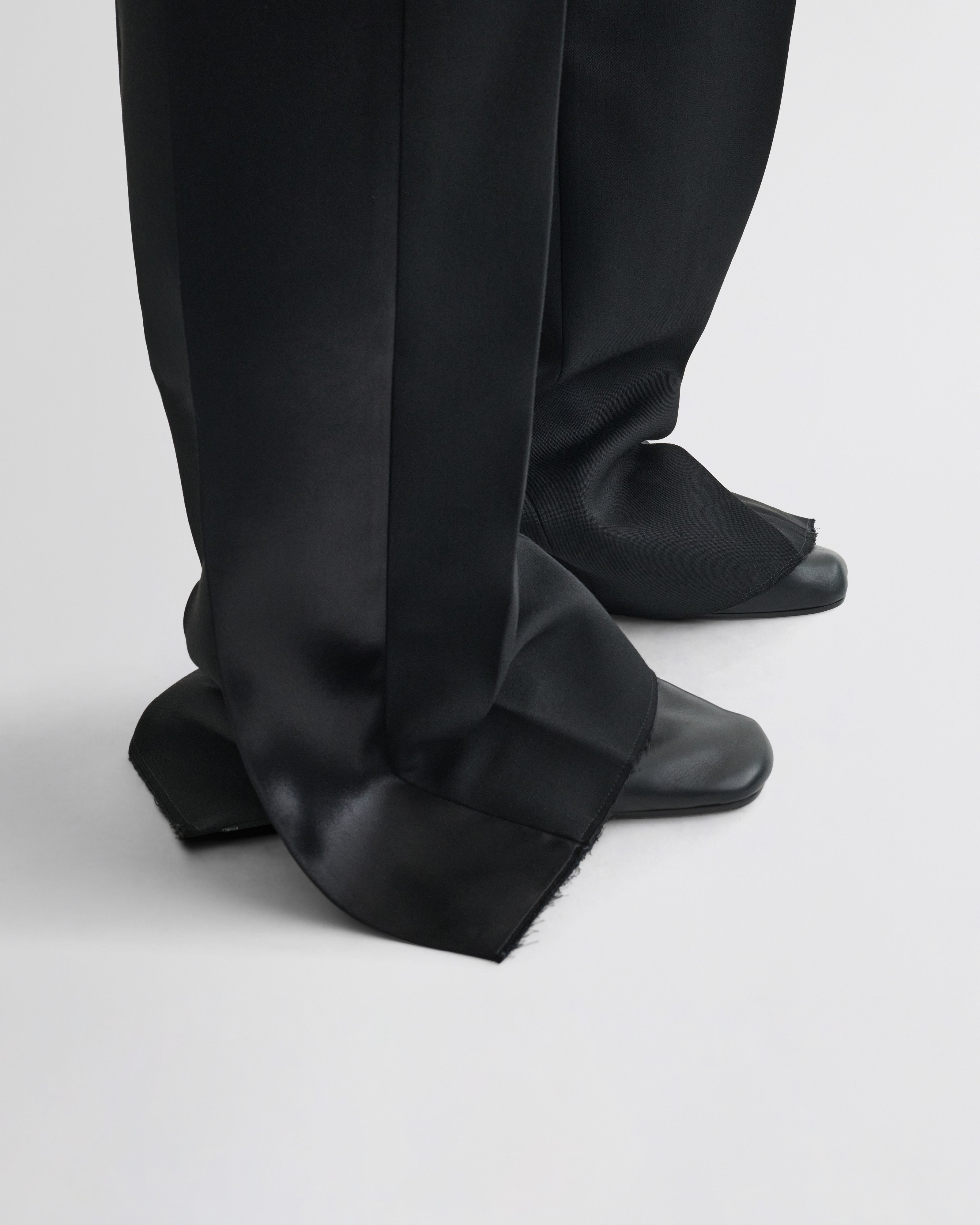 PHOEBE PHILO | SPLIT TUX TROUSERS | black wool