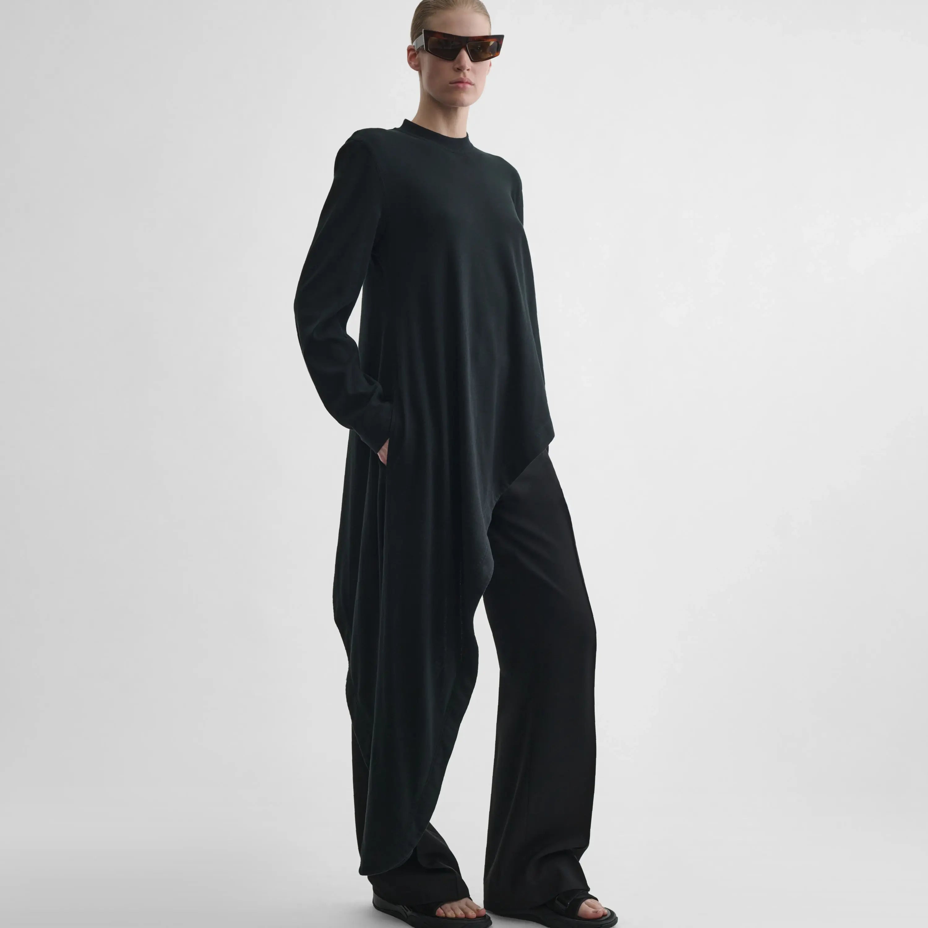 PHOEBE PHILO | ASYMMETRIC T-SHIRT TOP | BLACK JERSEY