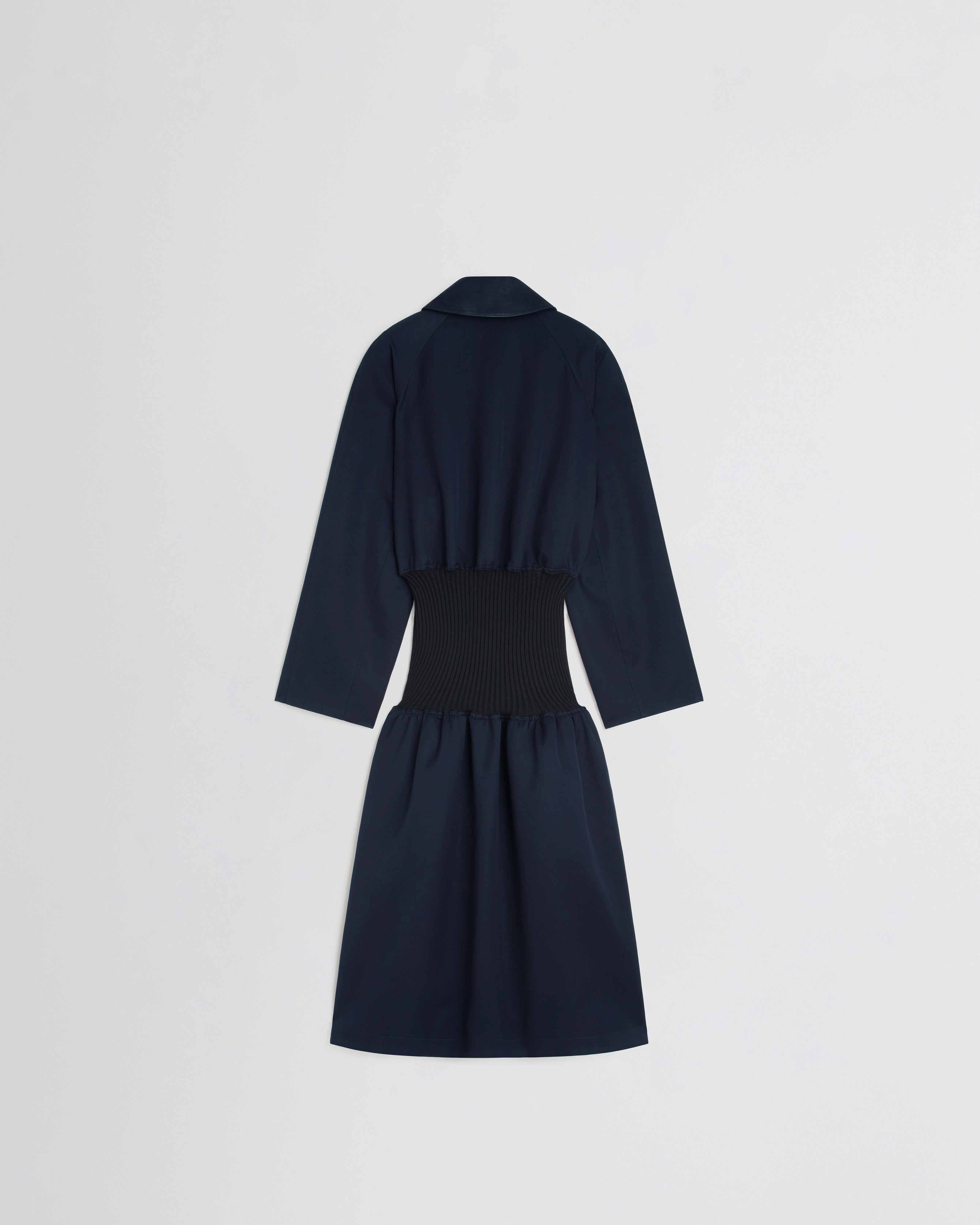 KICK COAT