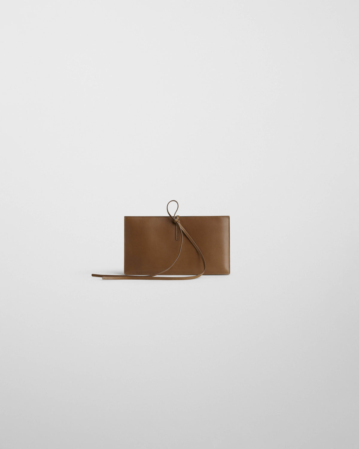 Front view of SPLAY CLUTCH in bronze leather