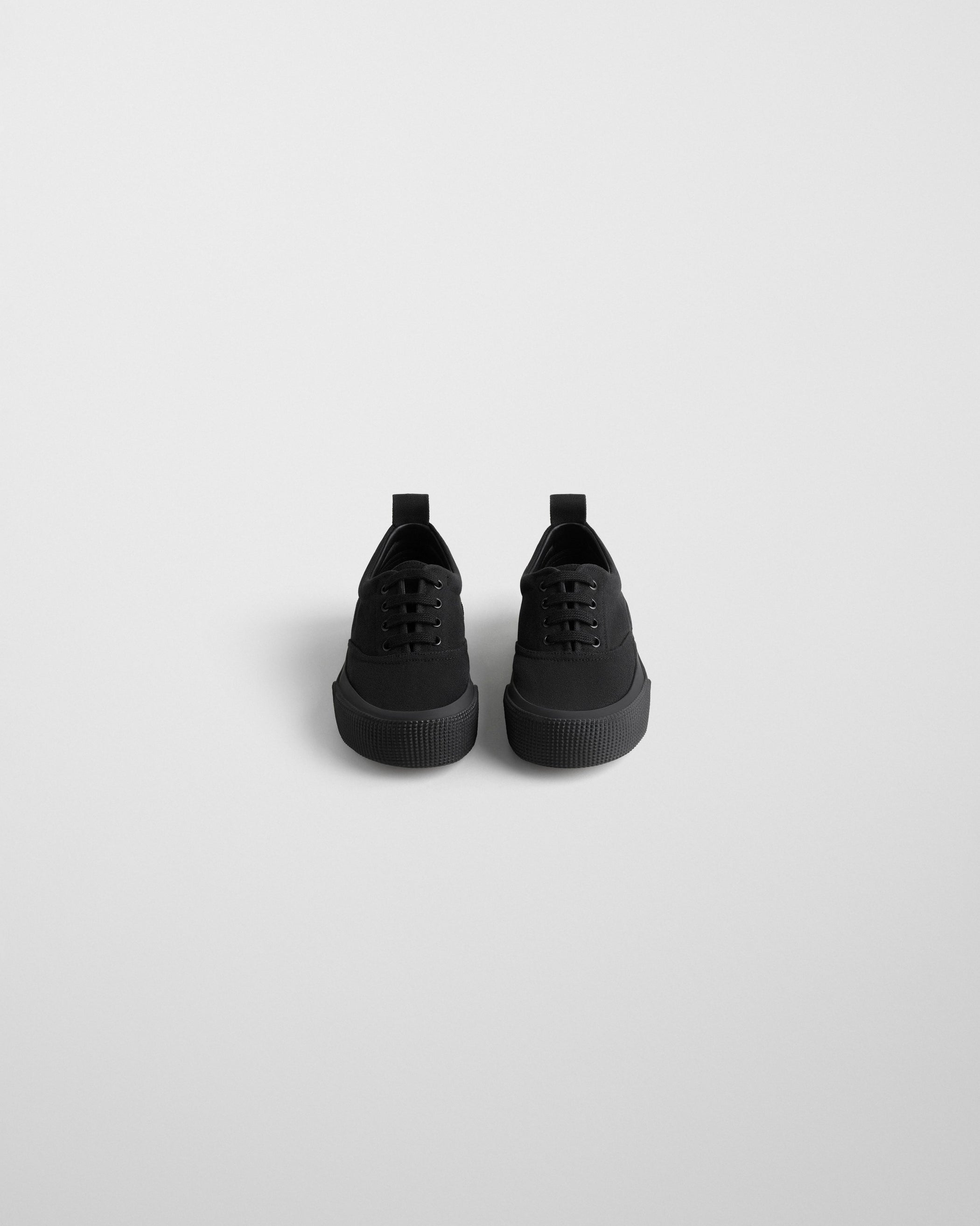 PLIMSOLE | black canvas