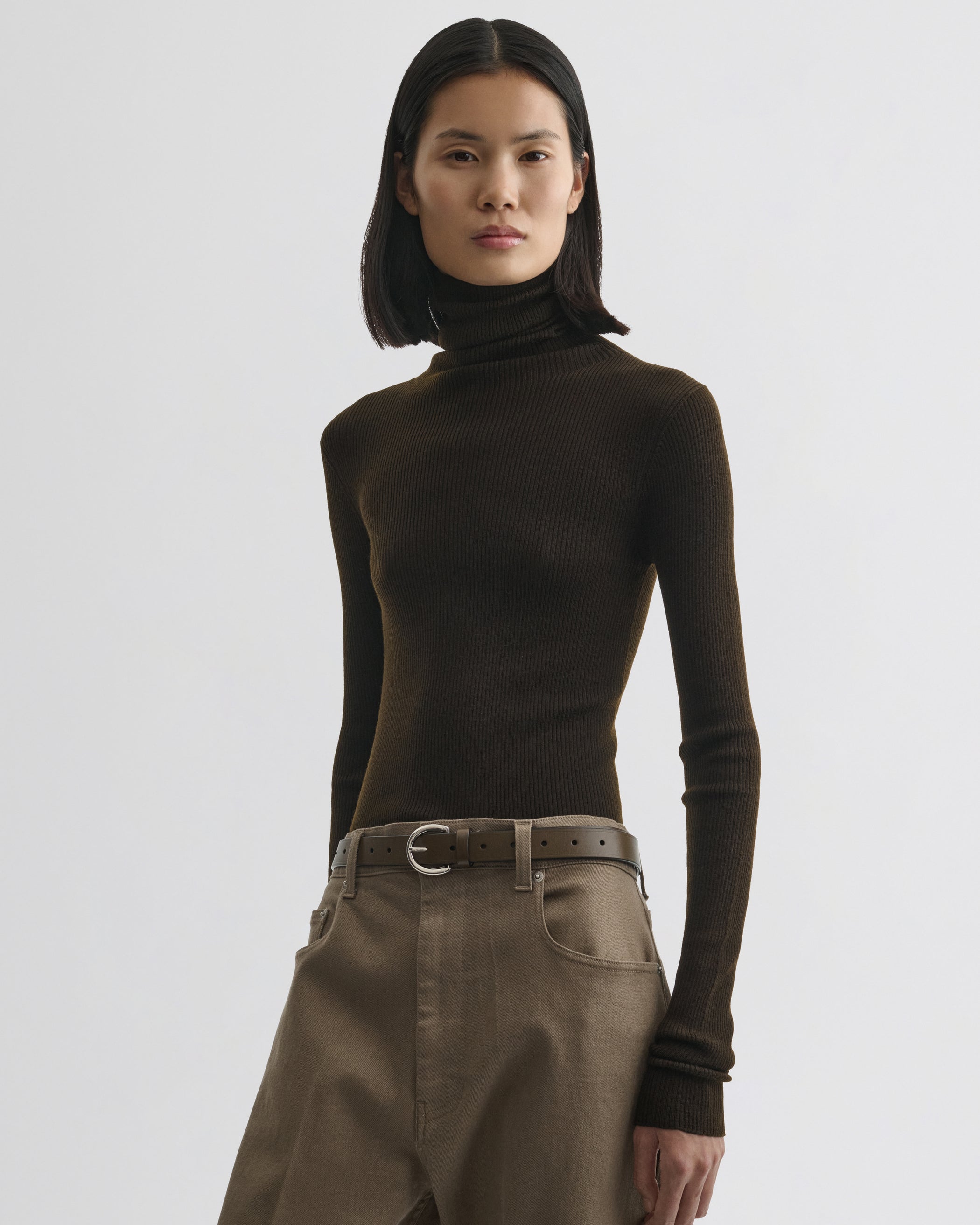 FINE RIB HIGH NECK TOP | dark khaki wool