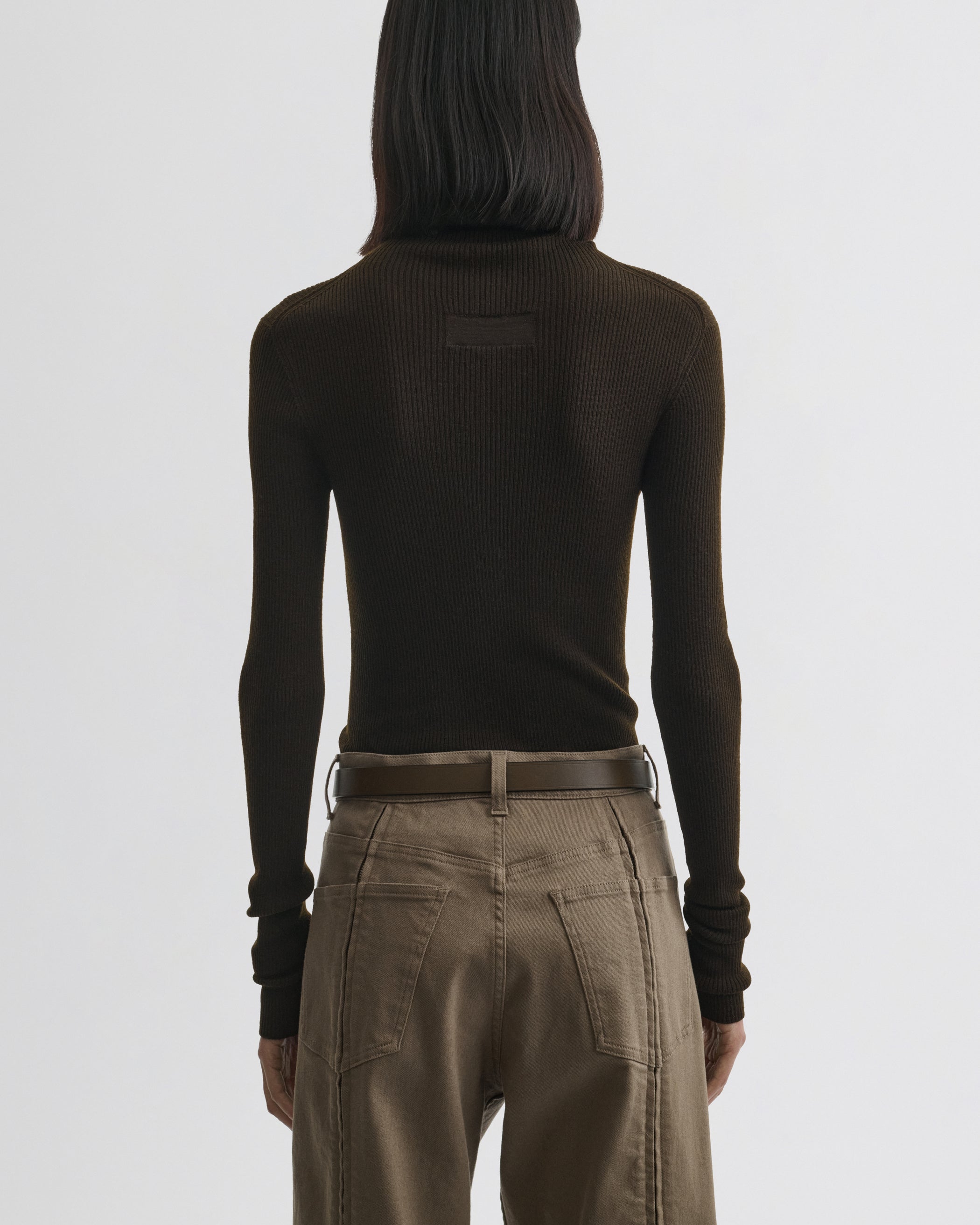 FINE RIB HIGH NECK TOP | dark khaki wool