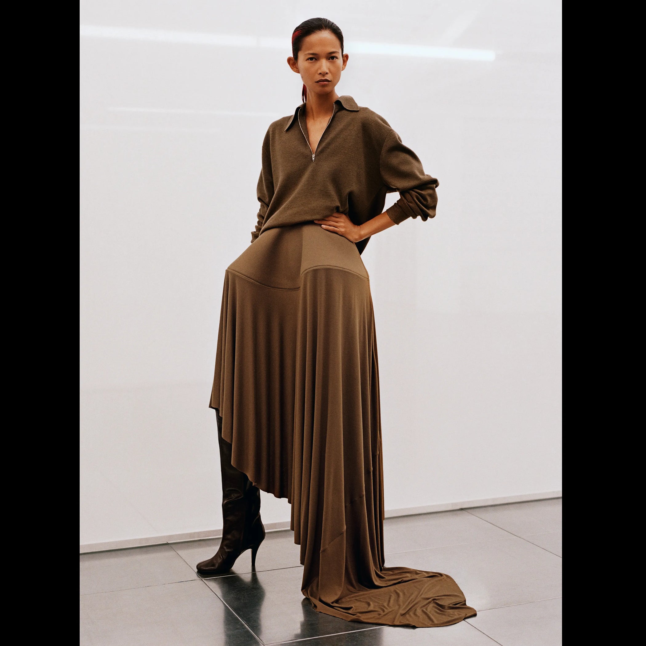 【PHOEBE PHILO】ローブスライド クリーム 大人エレガント PHOEBE PHILO | C PREVIEW